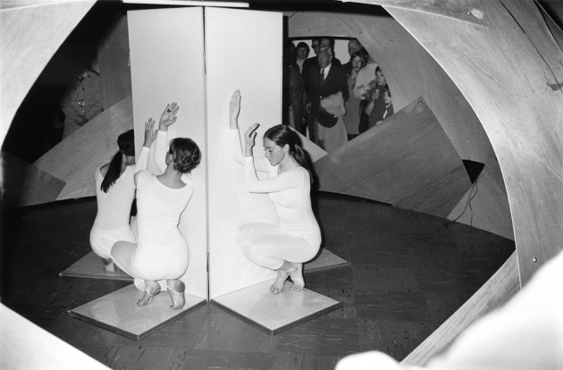 Michael de Courcy, Dancers in a photo sensitive dome, 1970
