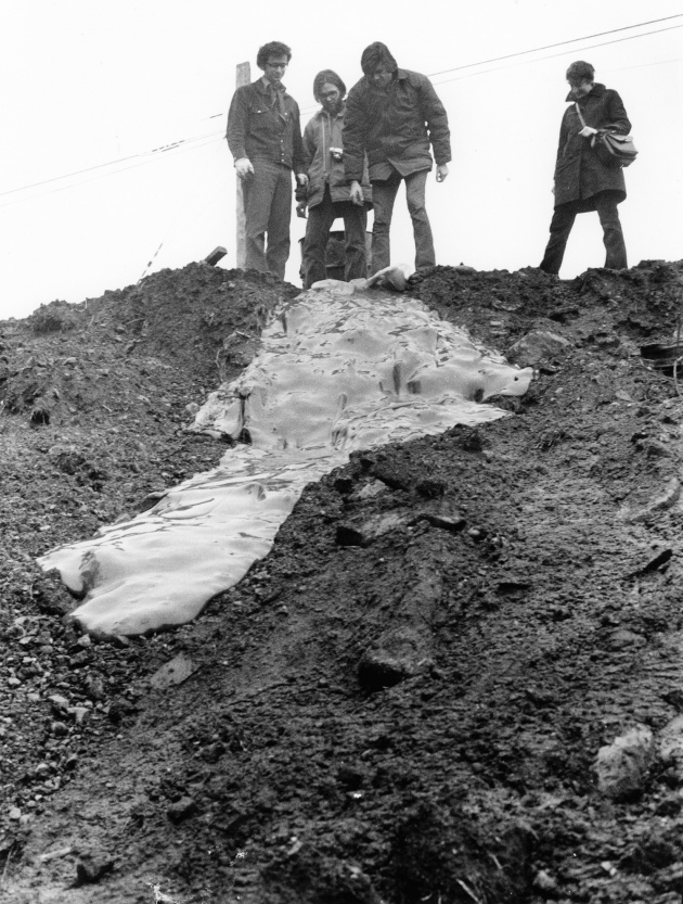 Robert Smithson, Robert Smithson in Vancouver:A Fragment of a Greater Fragment, 2004